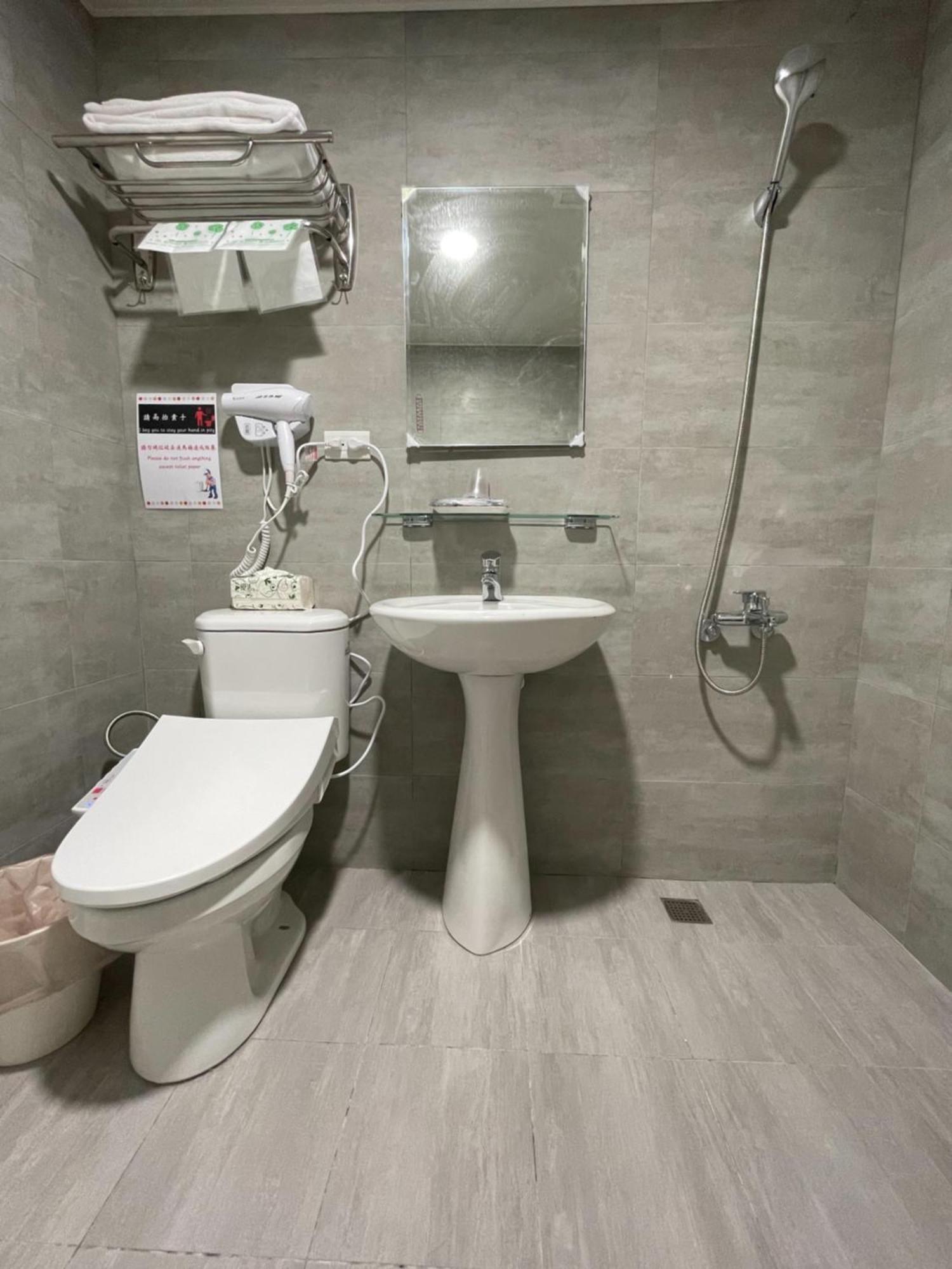 溫情自助旅店 Hotel Taoyuan Bagian luar foto